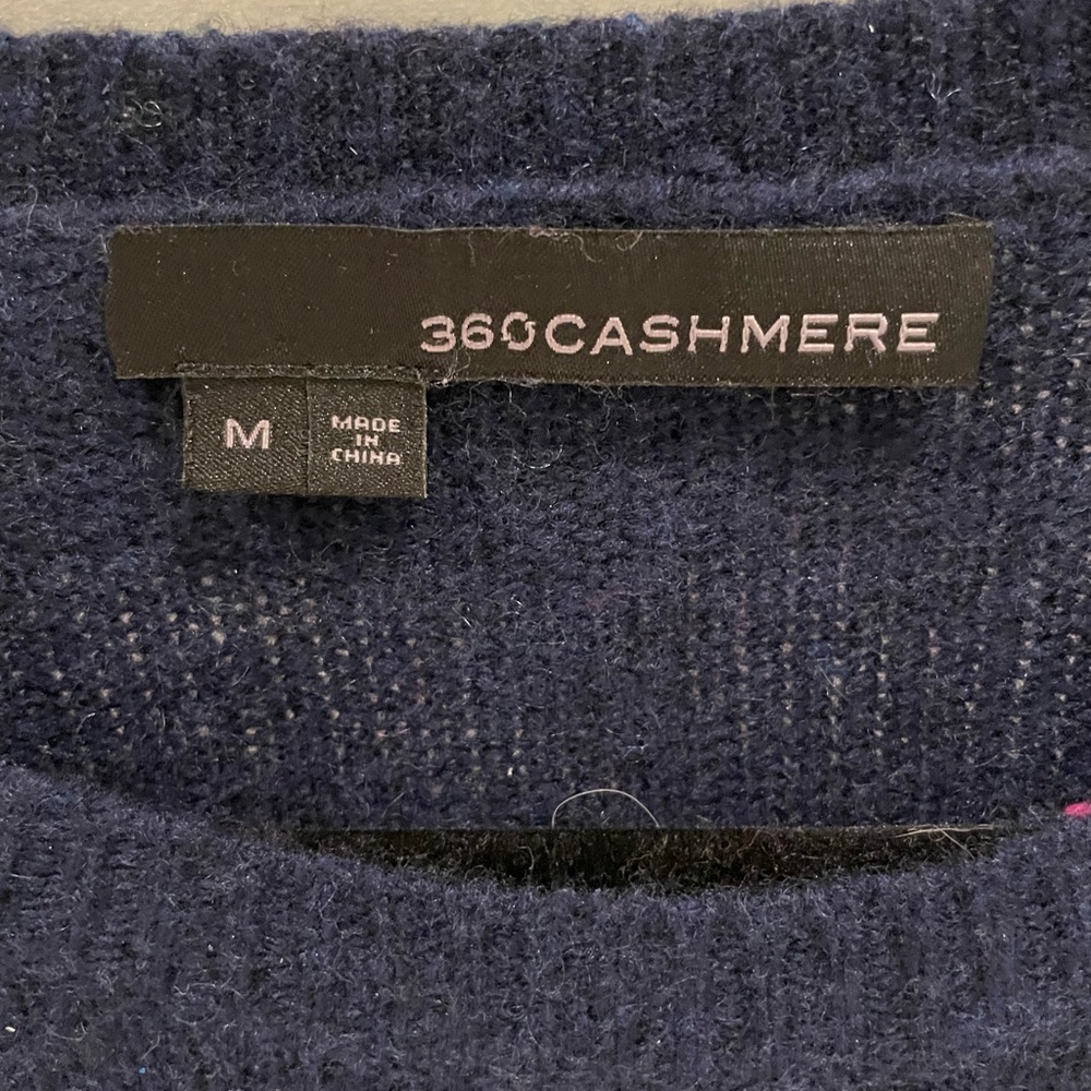 360 Cashmere Navy Sweater With Fuchsia Stars - Picture 11 of 13